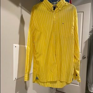 Pre Owned Tommy Hilfiger Large Shirt.